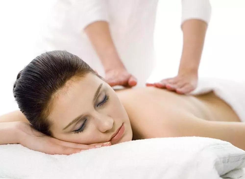 失眠、便秘、牙痛、头痛、鼻出血……一分钟治病，太神奇了！