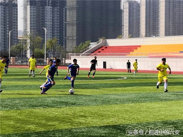 东桥小学足球比赛,东桥中心小学足球队2021年名单