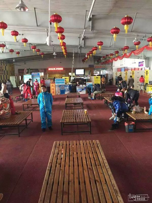 沈阳东北亚滑雪场2020年1月4日,沈阳市东北亚滑雪场