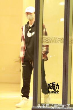 周汤豪aj3,周汤豪黑黄aj