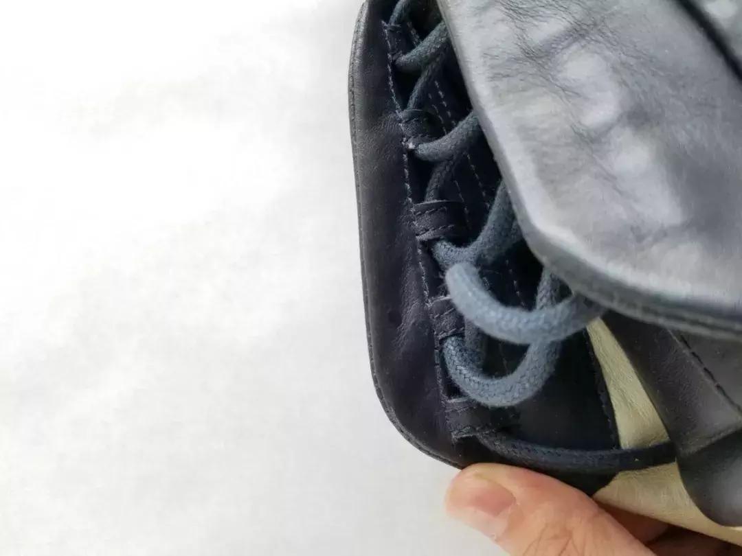 侃爷送yeezy篮球鞋,yeezy侃爷篮球鞋叫什么