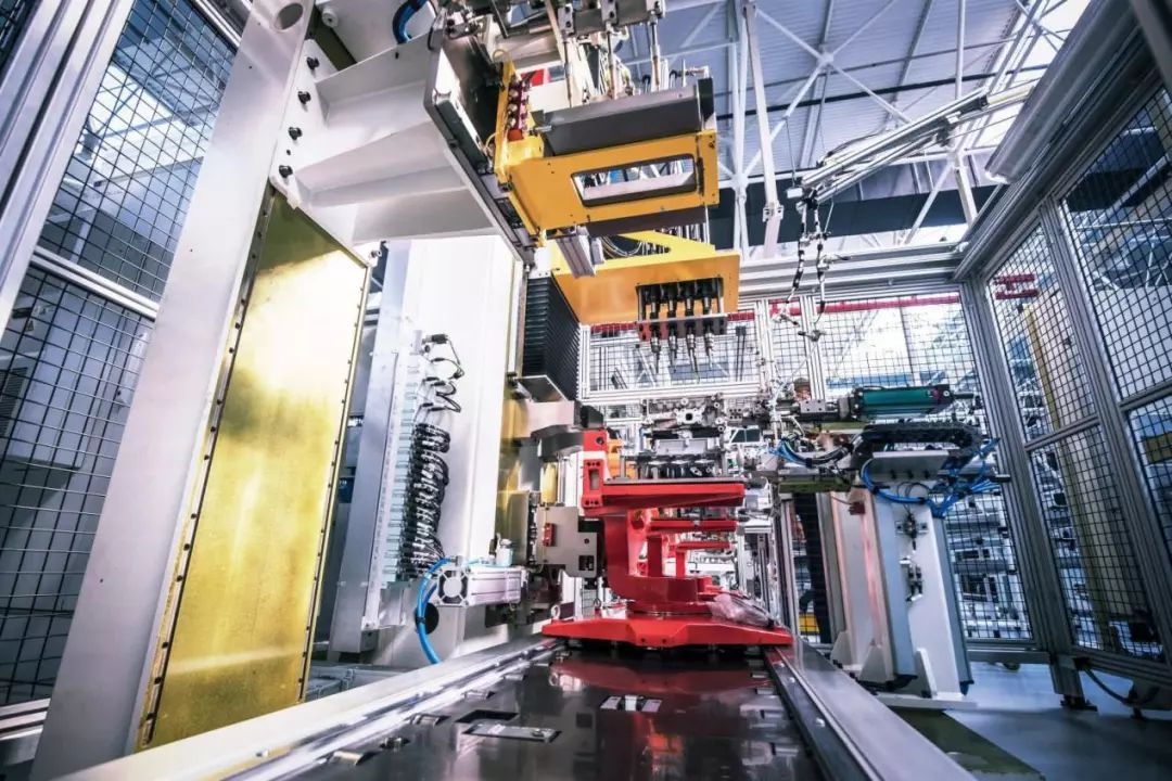 吐槽吉利发动机,吉利义乌三缸基地