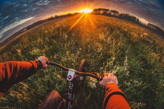 卡西欧w-737h-2a防摔吗,卡西欧800块钱左右的表防爆防摔