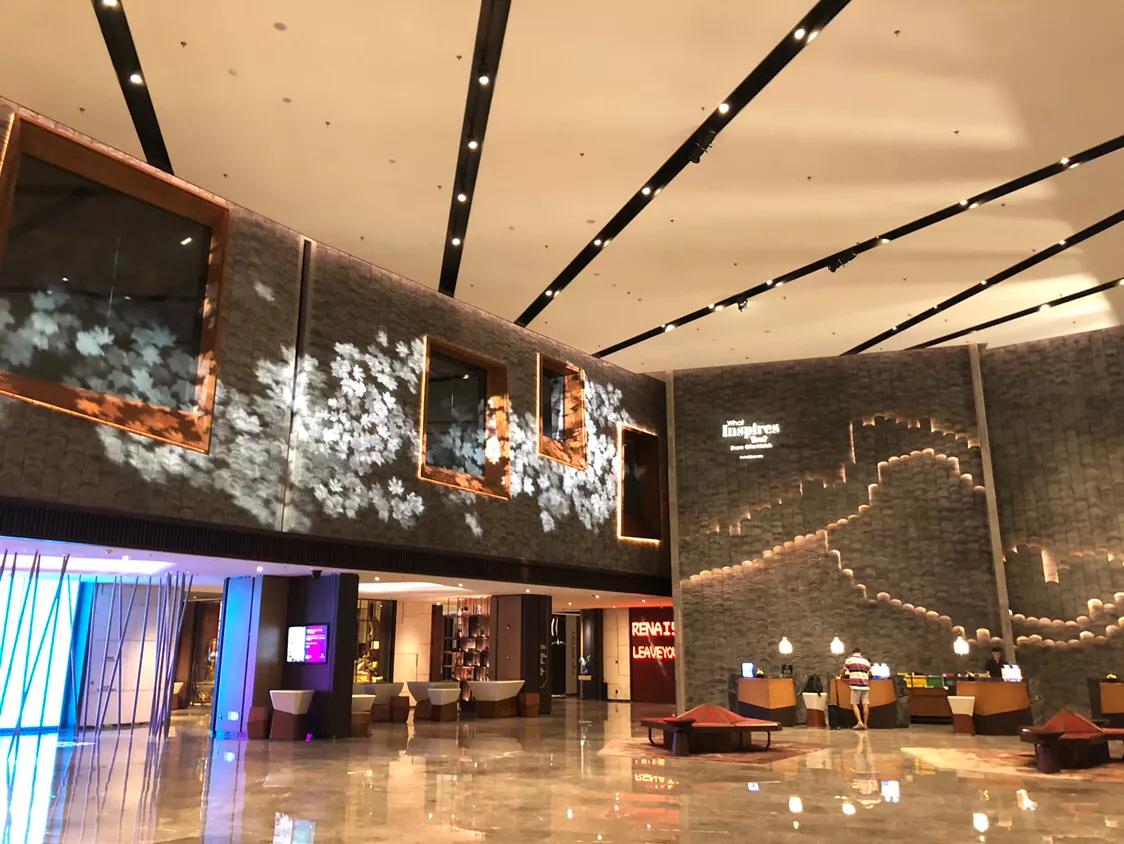 开始转型的万丽酒店焕然一新！时尚？炫酷？