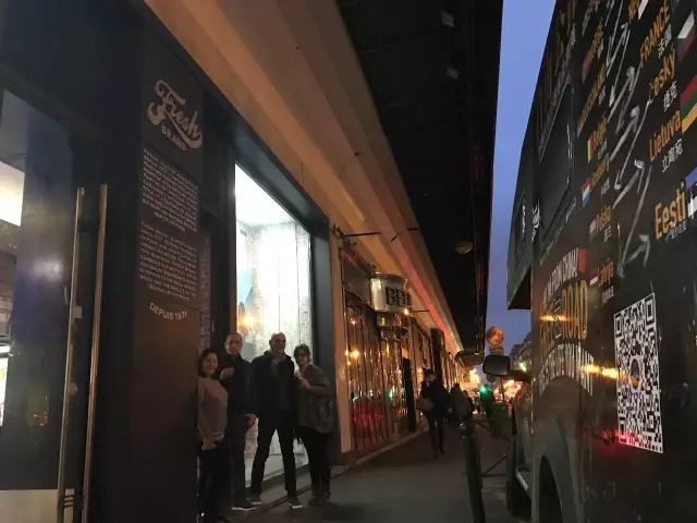 从中国开车来巴黎,从中国开车到欧洲