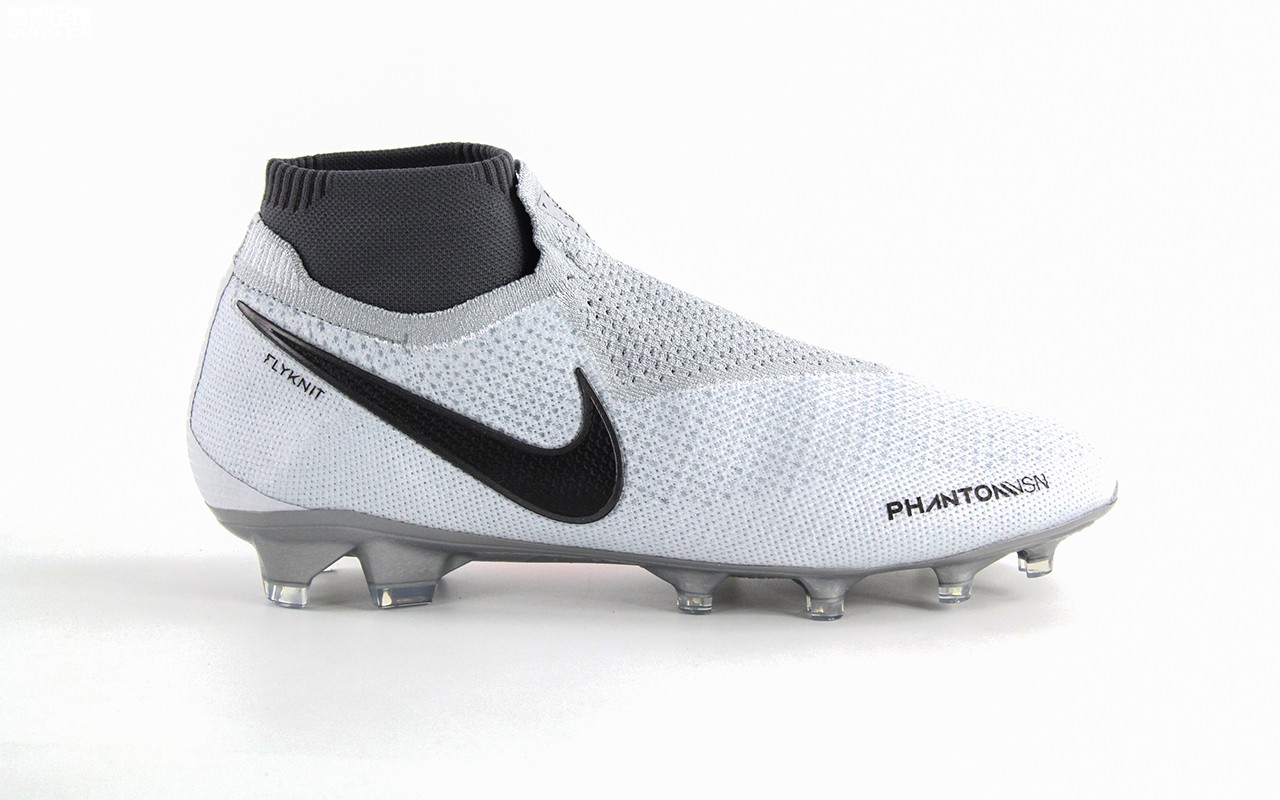 耐克暗煞phantomvsn2t,中场大师的球鞋