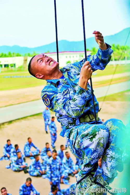 新训体能差，听听老兵怎么逆袭的！军校新学员、部队新兵都要看看