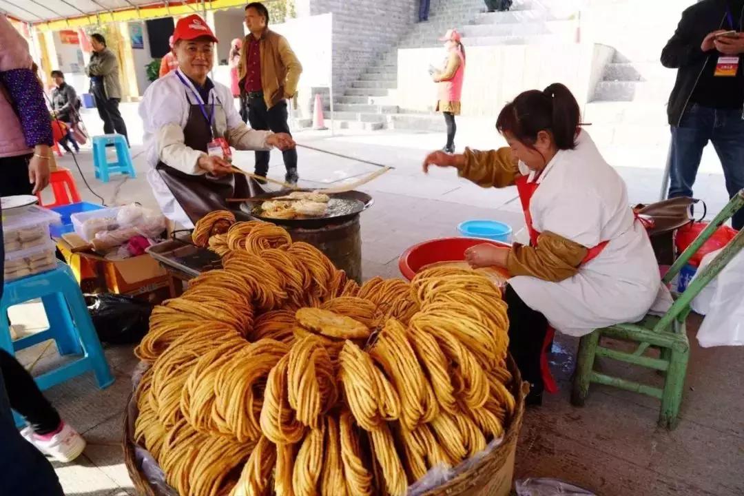 大悟,一个和婺源相媲美的地方,等了一整年的最红秋色终于来了!