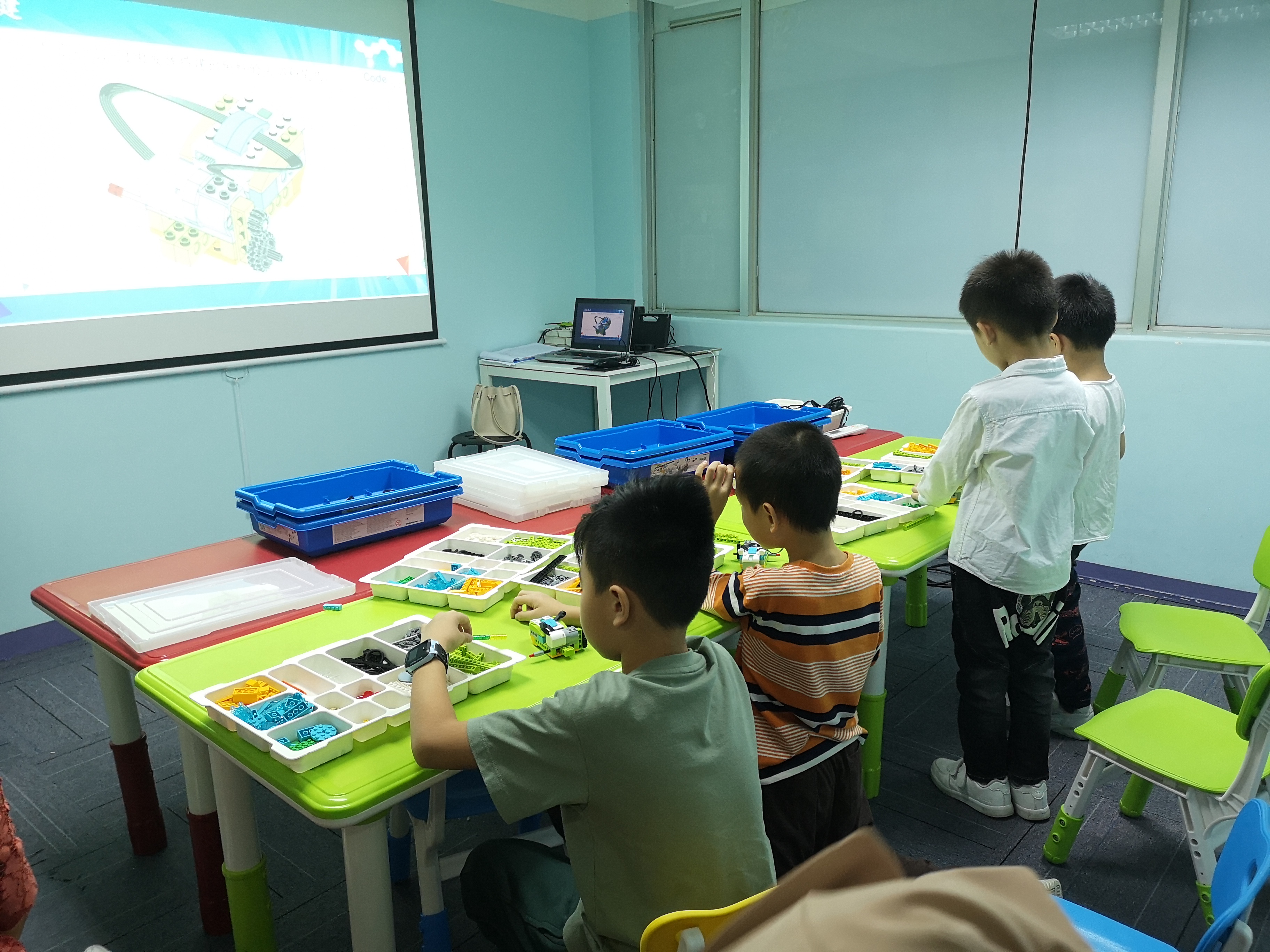 酷码机器人编程,酷码一小时少儿编程团购