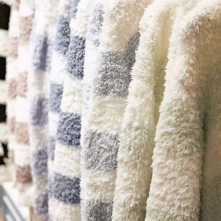 可甜可纯可性感，我们仙女连睡衣都要软fufu