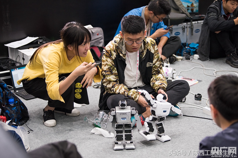 清华与北大比赛,清华和北大对决赛