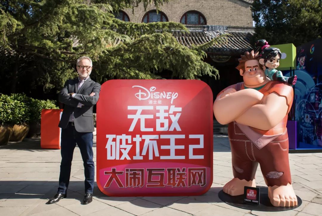 迪士尼公主各种穿搭,迪士尼公主穿牛仔裤