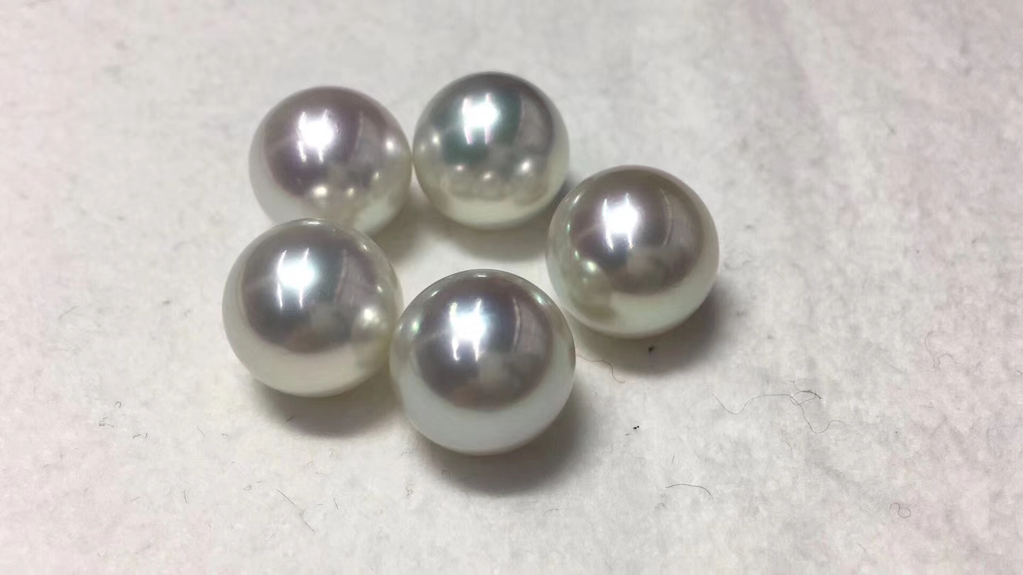 珍珠有点划痕怎么修复,天然淡水珍珠有划痕正常吗