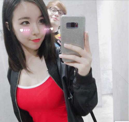 adcsneaky女装大佬,sneaky最新cos