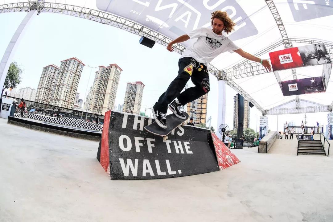 vans现在的状况,vans不找代言人的原因