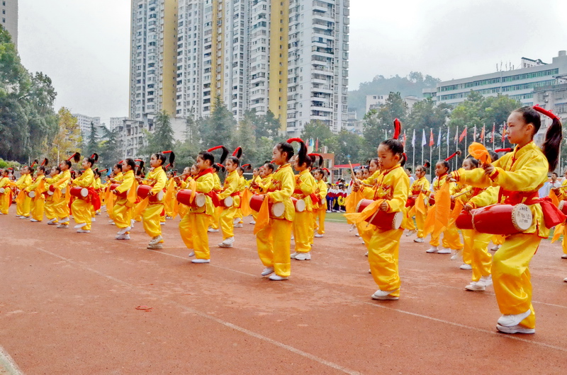 恩施市实验小学足球比赛,建始县实验小学2023运动会