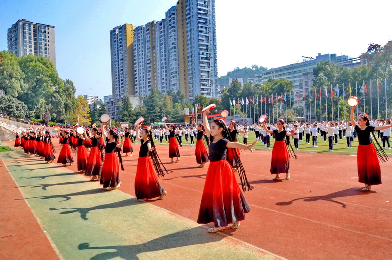 恩施市实验小学足球比赛,建始县实验小学2023运动会