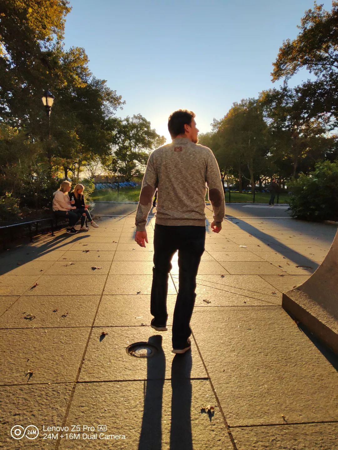 鐪熷叏闈㈠睆宸呭嘲涔嬩綔,绐佺牬鍏ㄩ潰灞忔瀬闄愮殑鏃朵唬鍗冲皢鏉ヤ复