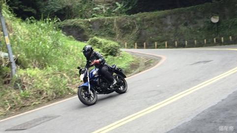 雅马哈fzs150摩托车最新版,雅马哈fz150百公里加速成绩