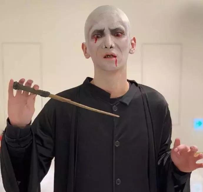 SM公司养的那群好看的蛇精病,又出来搞事情了