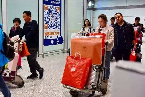 海关扣押的化妆品都是怎么处理的,被海关扣下的东西他们怎么处理