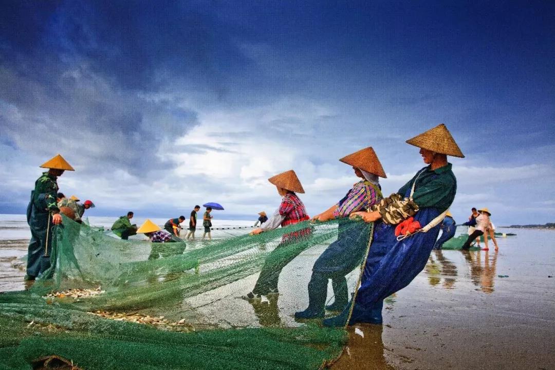 “走入百强县”系列——东兴：渔歌唱晚，大美边城