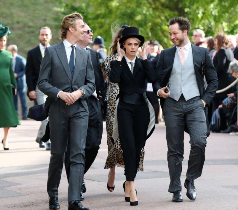 卓别林的经典着装,卓别林摩登时代1936