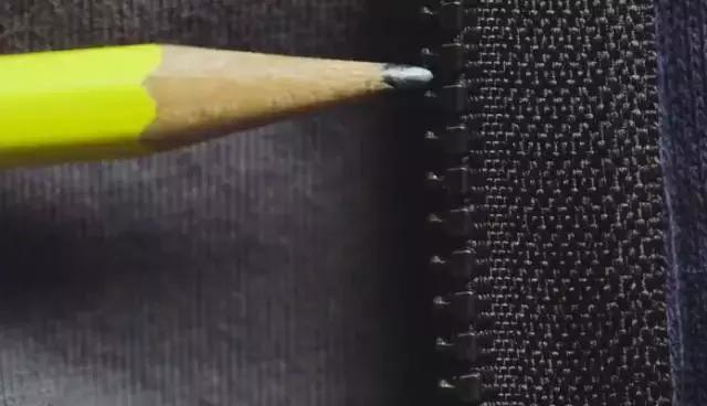 拉链拉不拢的妙招,拉链拉不合小妙招