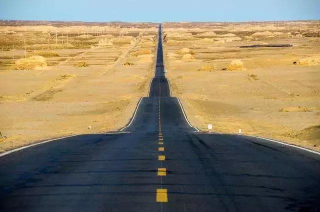 深挖！青海西北角的一个小城，比青海湖更美，游人尚未涉足