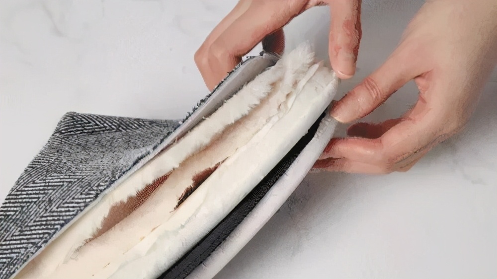 泰国的乳胶枕头制作,泰国乳胶枕手工制作