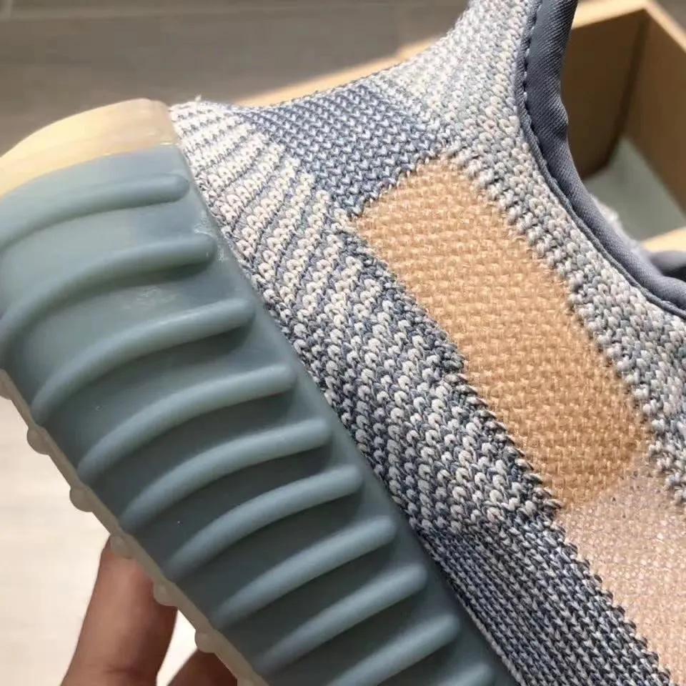 yeezy350v2左右脚感不一样,yeezy350国风