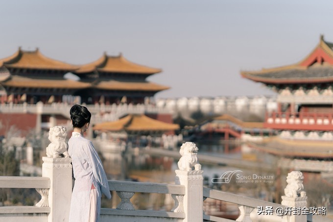 【一画一书览清园】千年汴京城里，做一场灯火阑珊的东京华梦