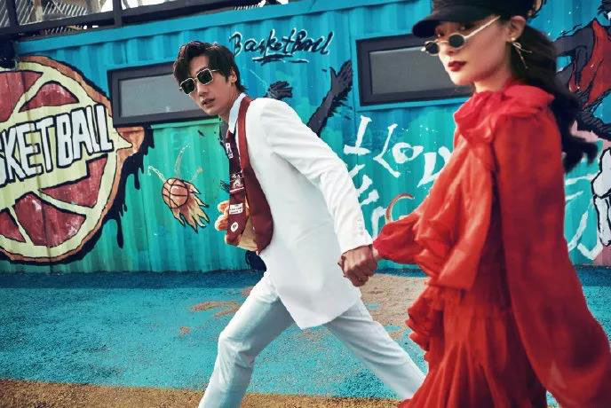 金沙滩青岛婚纱摄影场景,青岛金沙滩婚纱照成片