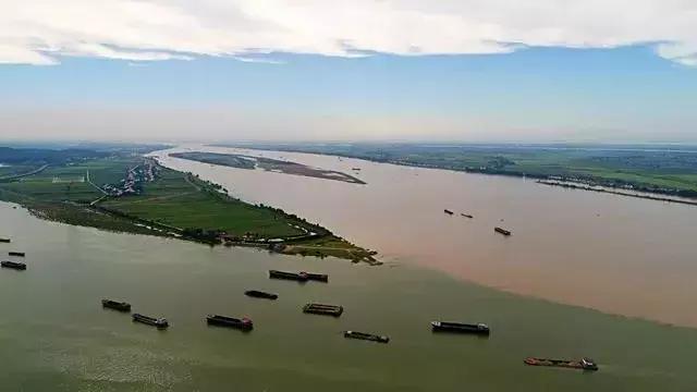 我叫湖口，这是我最新的简历