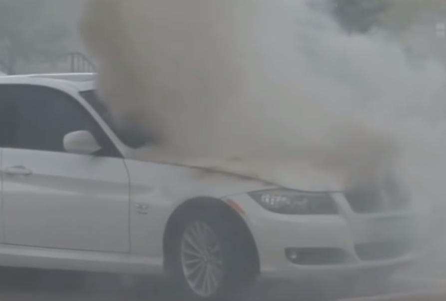 汽车着火了是不是就救不了了,汽车着火该怎么办