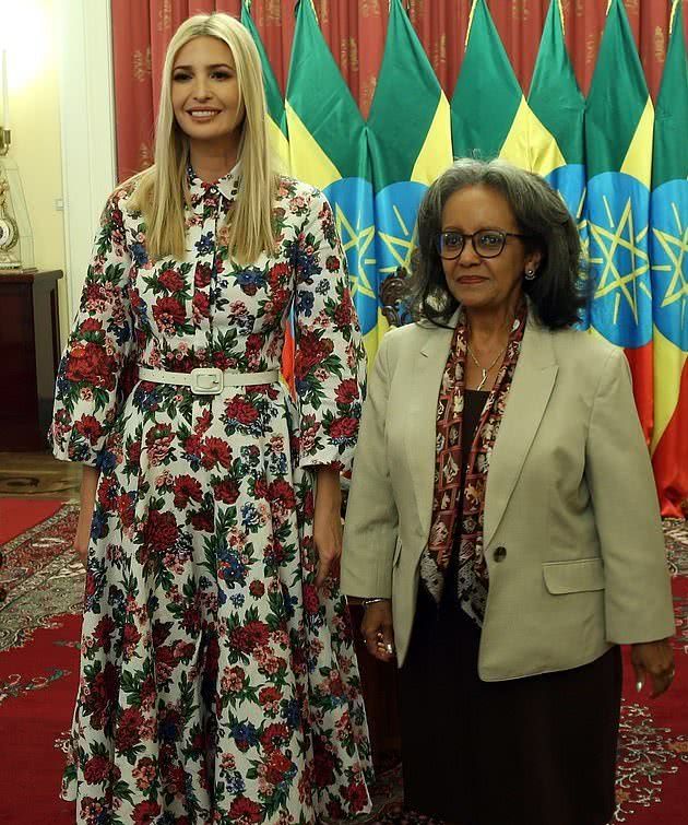 伊万卡zara,伊万卡蓝色正装