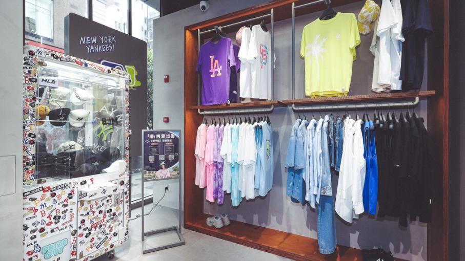 MLB四季坊店开业，打造潮流文化新体验