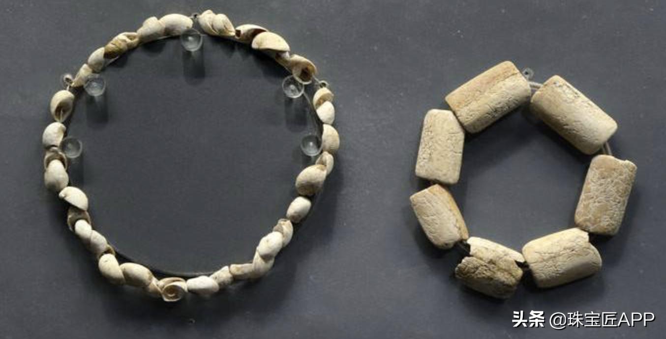 手镯的特征及图片,手镯分为几种镯形和图片