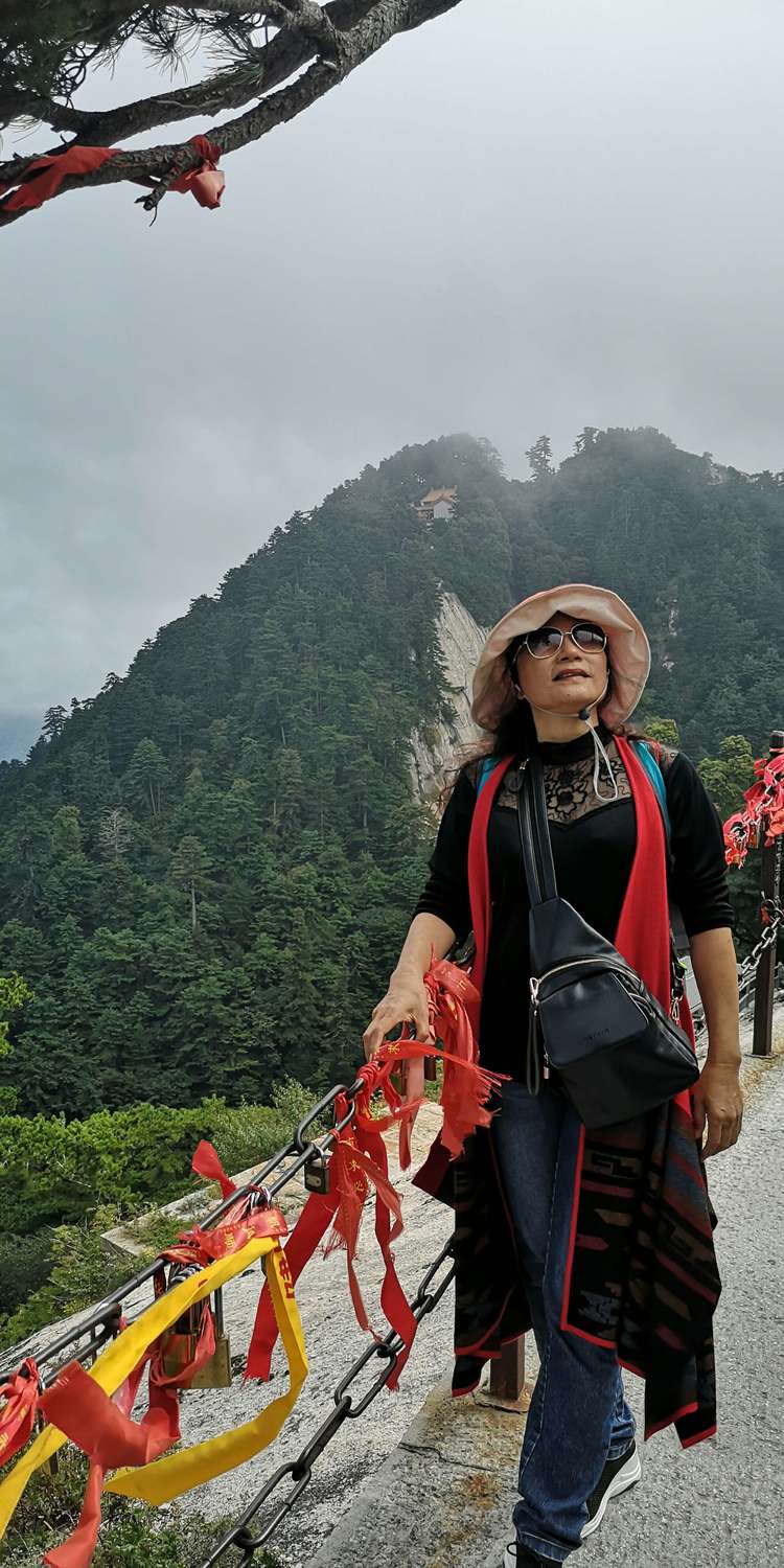 长空栈道登华山,惊心动魄登华山