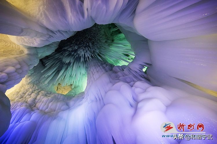 山西宁武万年冰洞冰火两重天,山西宁武万年冰洞在哪个县