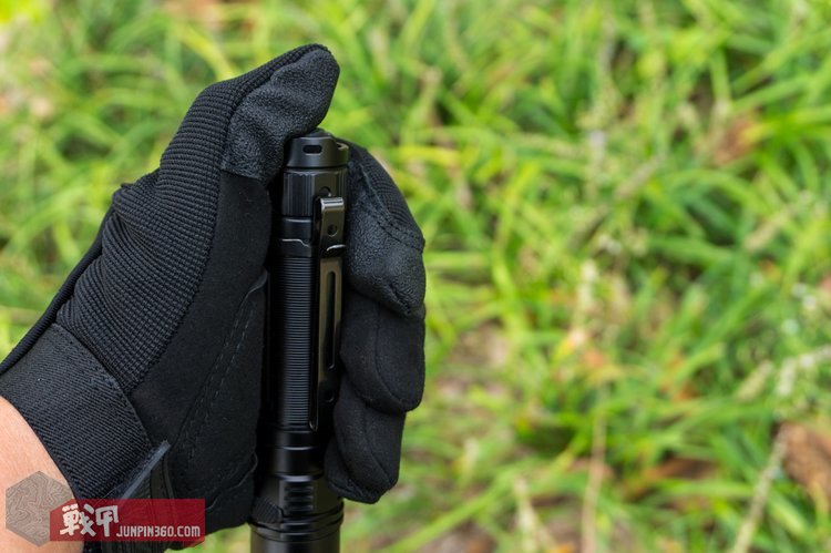 fenix菲尼克斯pd36rv2.0,fenix手电pd40r与pd36r哪个好