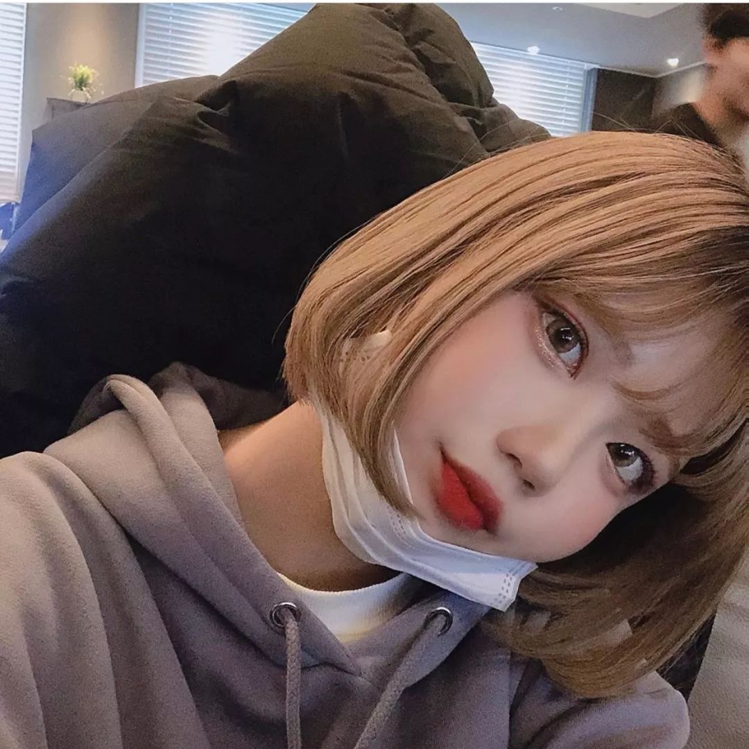 方圆脸适合的发型烫发,方圆脸适合的发型实况图