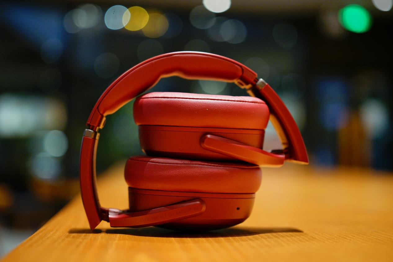 低频最强！虐哭BOSE索尼头戴降噪耳机SkullcandyCrusher ANC评测