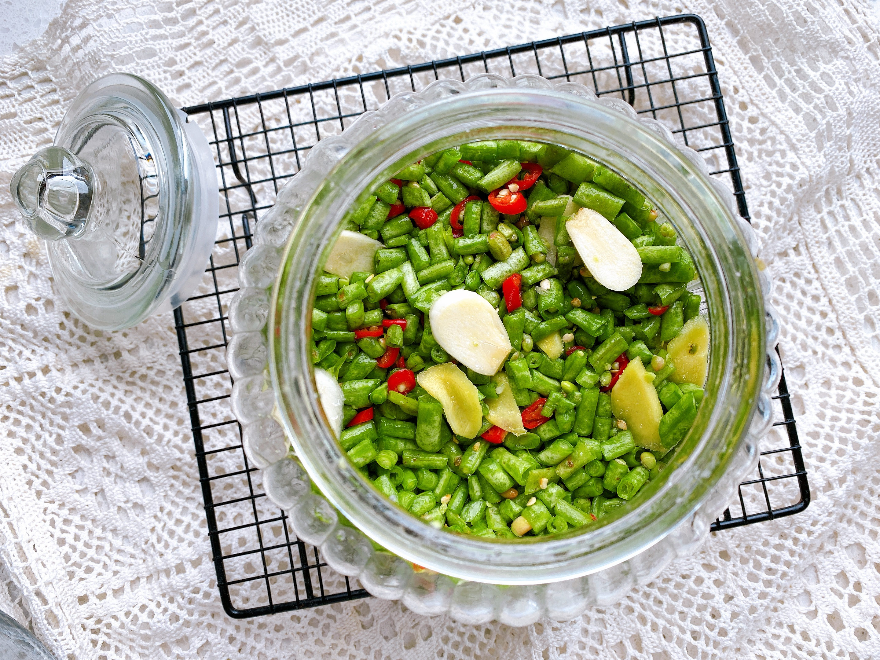 快速自制酸豆角的腌制方法大全,酸豆角怎么腌制才会又脆又好吃