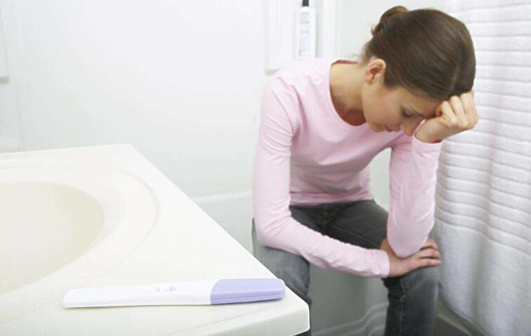 怀孕初期吃了禁用药医生说不能要,怀孕早期吃过药孩子能要吗