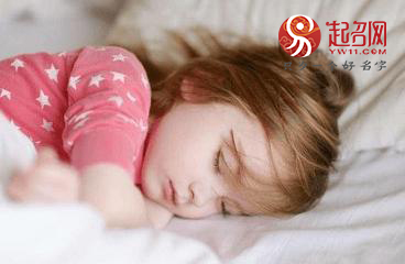 纳兰容若经典诗词女孩名,纳兰容若词适合起名的句子