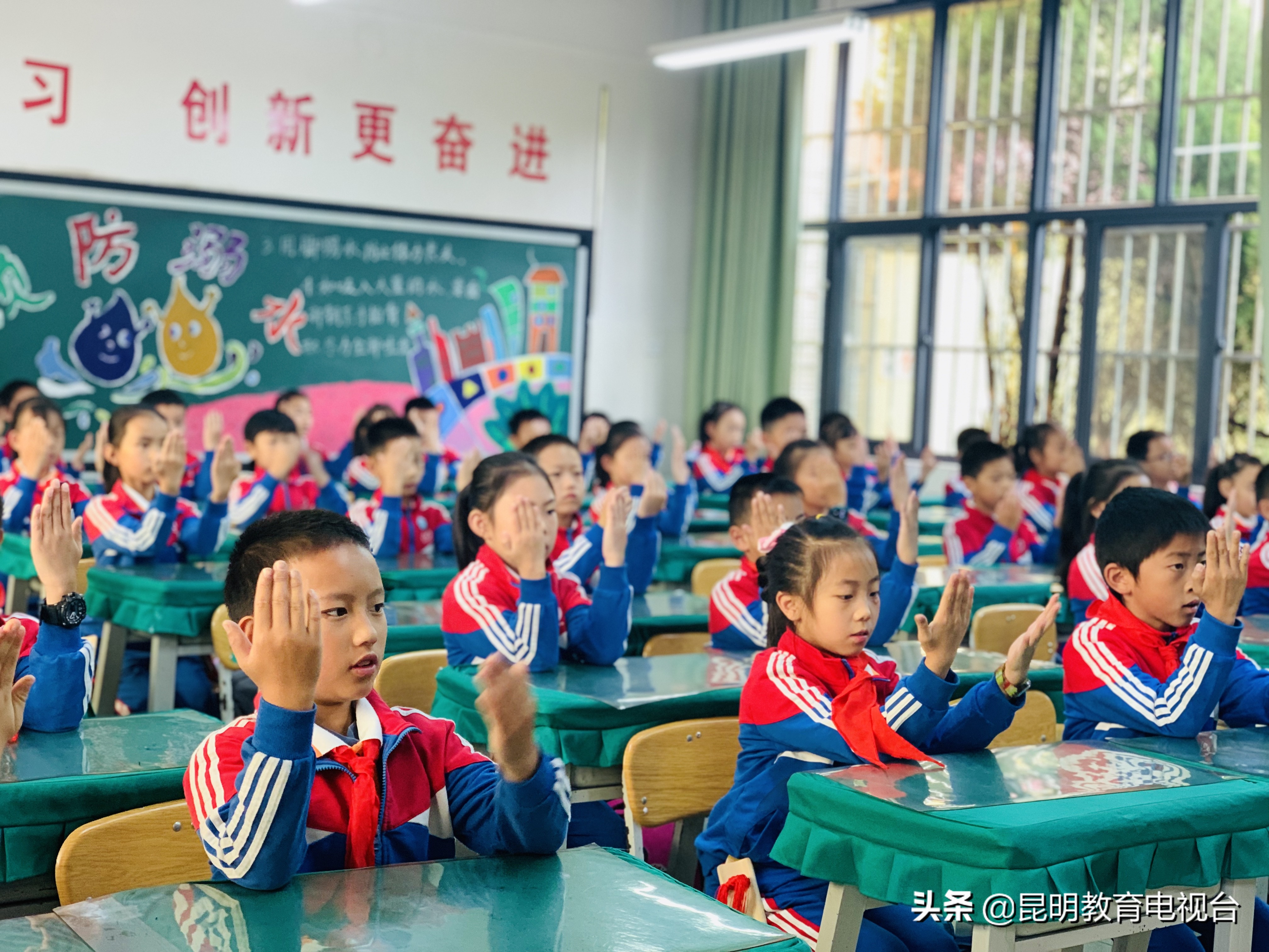 花园小学最美大课间,金康园小学特色大课间活动