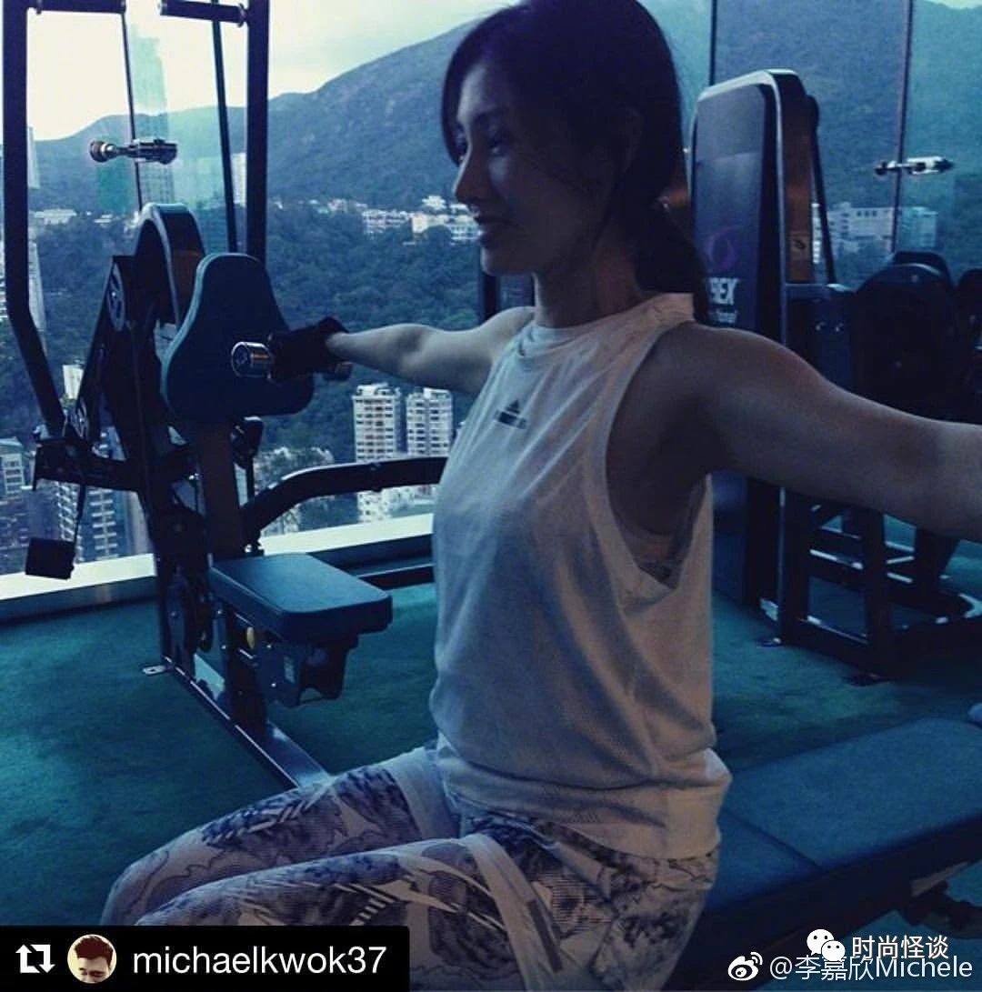 一个月两百万，还不够这位香江第一“电梯穿搭博主”置装？