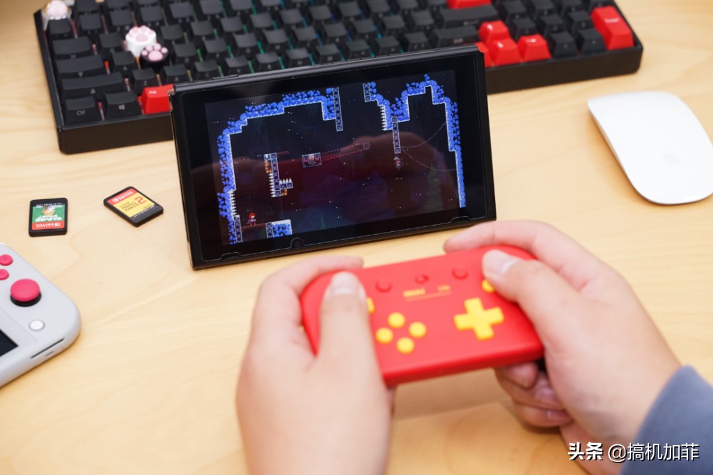 不简单限量版,八位堂lite蓝牙手柄