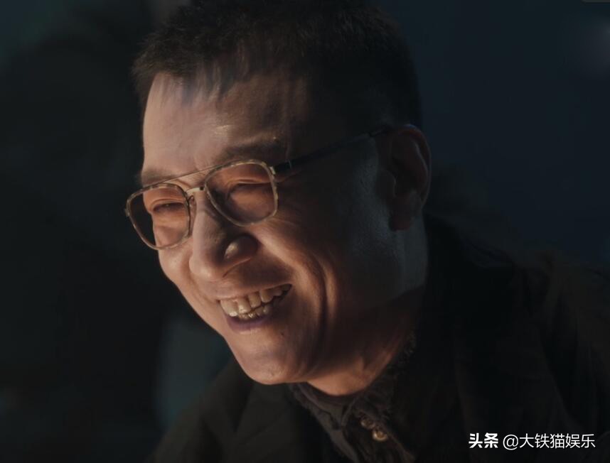 《扫黑风暴》10位大叔年轻旧照曝光，有人俊而不娘，有人长相老成